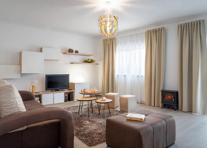 بيت شباب Sweet *